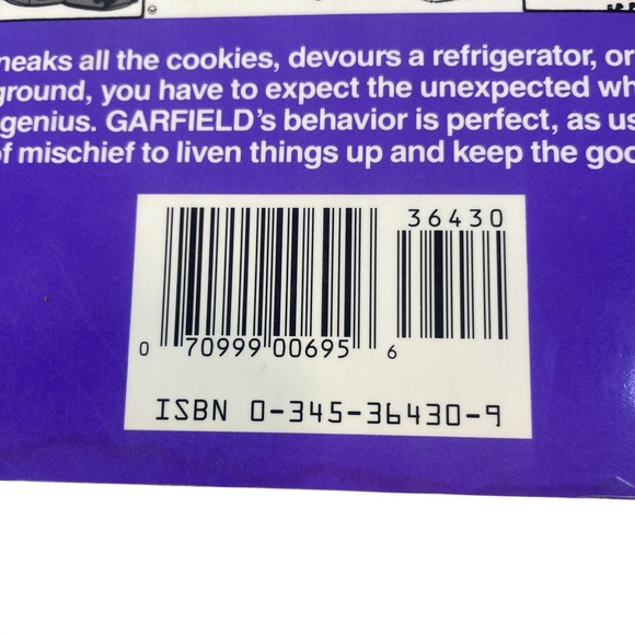 Vtg Garfield Goes to Waist Comic Jim Davis 18th Book FIRST EDITION 1990  READ - Picture 5 of 16